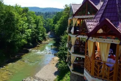 Де відпочити в Карпатах недорого і в кілька разів дешевше (дешевше) Де відпочити в Карпатах недорого і в кілька разів дешевше