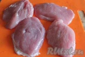 Яловичина, тушкована з баклажанами і помідорами - готуємо покроково з фото