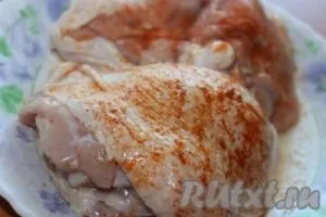 Яловичина, тушкована з баклажанами і помідорами - готуємо покроково з фото