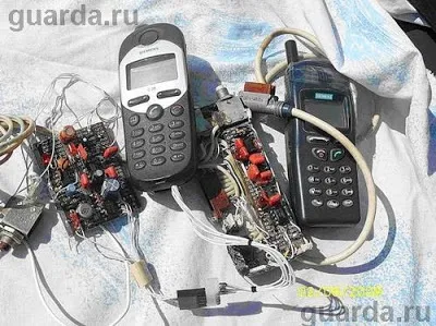 Gsm сигналізація зі старого мобільника - автомобільні новини, авто огляди, тест драйви, новини (виході зарядного пристрою) Gsm сигналізація зі старого мобільника - автомобільні новини, авто огляди, тест драйви, новини