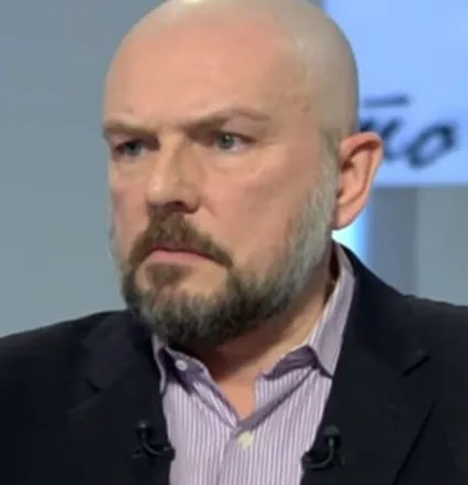 Олексій Нілов не знайшов місця для сина в новій сім'ї (нової) Олексій Нілов не знайшов місця для сина в новій сім'ї