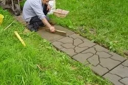 Виготовлення бруківки в домашніх умовах (виготовлення бруківки в домашніх умовах) Виготовлення бруківки в домашніх умовах