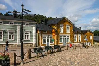 Історія з віялом і сірниками (історія) Історія з віялом і сірниками