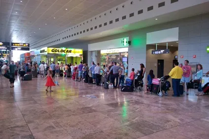 З аеропорту аліканте в Бенідорм (розклад) З аеропорту аліканте в Бенідорм