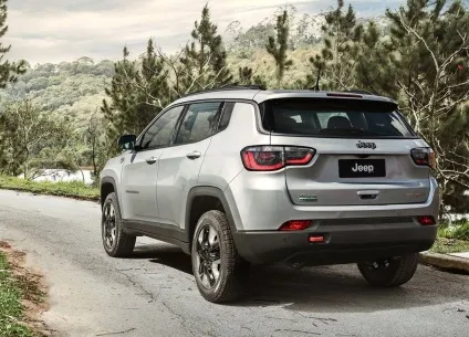 Jeep compass 2017-2018 фото відео, ціна комплектації, характеристики джип компас 2 покоління, (jeep compass 2017-2018 фото відео) Jeep compass 2017-2018 фото відео, ціна комплектації, характеристики джип компас 2 покоління,