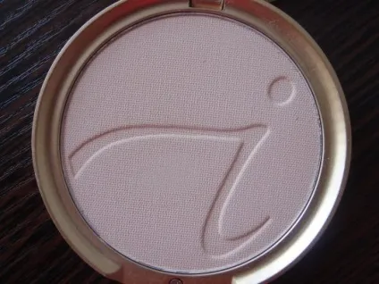 Jane iredale purepressed base mineral foundation - мінеральна компактна тональна основа jane