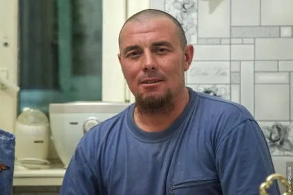 Як тримати Ораза