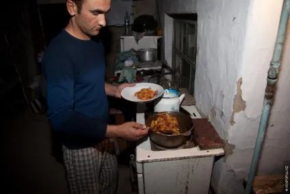 Як тримати Ораза