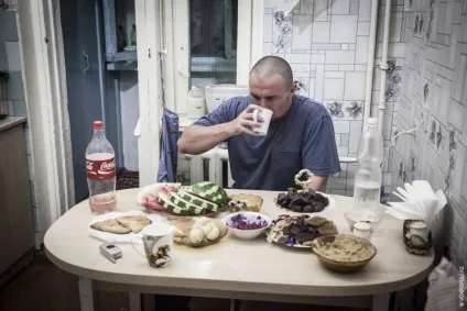 Як тримати Ораза
