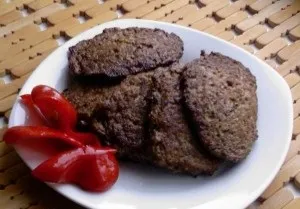 Які незвичайні і смачні страви зі свинячої печінки можна приготувати (печінки) Які незвичайні і смачні страви зі свинячої печінки можна приготувати