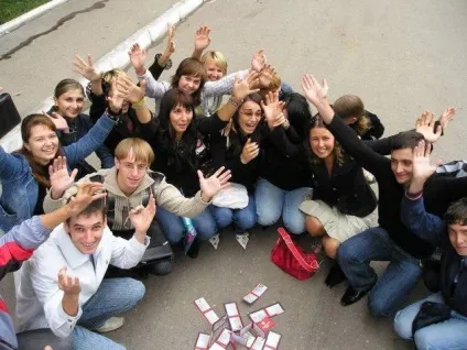 Які перспективи у молоді вУкаіни (які) Які перспективи у молоді вУкаіни