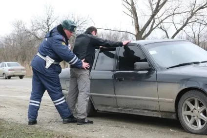 Як знайти викрадену машину (машину) Як знайти викрадену машину