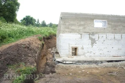 Як правильно зробити дренаж будинку