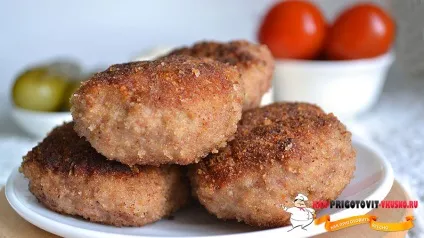 Як приготувати соковиті котлети з свинячого фаршу - рецепт з фото (рецепт) Як приготувати соковиті котлети з свинячого фаршу - рецепт з фото