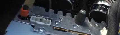 Як зробити аудиовход aux на магнітоли mazda 3 своїми руками (mazda) Як зробити аудиовход aux на магнітоли mazda 3 своїми руками