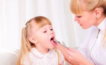 Як прибрати гній з мигдалин при ангіні у дитини в домашніх умовах (прибрати) Як прибрати гній з мигдалин при ангіні у дитини в домашніх умовах