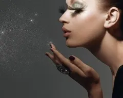 Яку косметику використовують візажисти (косметику) Яку косметику використовують візажисти
