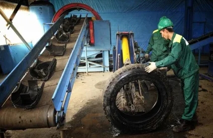 Як утилізують і переробляють автомобільні шини - автокадабра (шини) Як утилізують і переробляють автомобільні шини - автокадабра