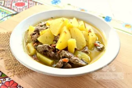 Картопля, тушкований з курячою печінкою (печінкою) Картопля, тушкований з курячою печінкою