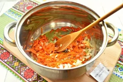 Картопля, тушкований з курячою печінкою (картопля) Картопля, тушкований з курячою печінкою