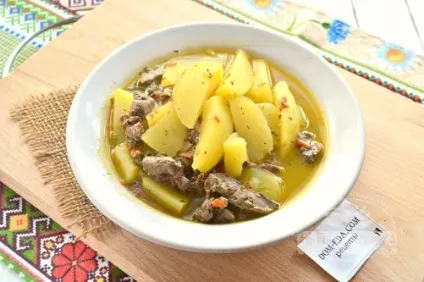 Картопля, тушкований з курячою печінкою (картопля з печінкою) Картопля, тушкований з курячою печінкою