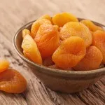 Компот з чорносливу для грудничка коли давати, рецепт (давати) Компот з чорносливу для грудничка коли давати, рецепт