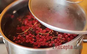 Компот із заморожених ягід - покроковий фото рецепт приготування (блюдо) Компот із заморожених ягід - покроковий фото рецепт приготування