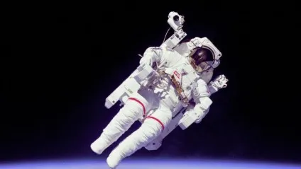Космічний питання чим відрізняється космонавт від астронавта (космонавт) Космічний питання чим відрізняється космонавт від астронавта