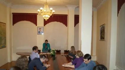 Хто і навіщо вчить українську мову в москві (навчає) Хто і навіщо вчить українську мову в москві
