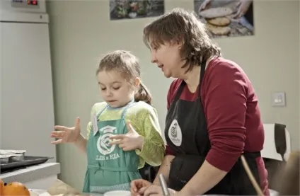 Кулінарні майстер-класи для дітей і батьків (кулінарній школі Хліб) Кулінарні майстер-класи для дітей і батьків