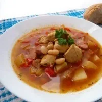 Курячий суп з консервованою квасолею - як приготуємо (курячий консервованої квасолею) Курячий суп з консервованою квасолею - як приготуємо
