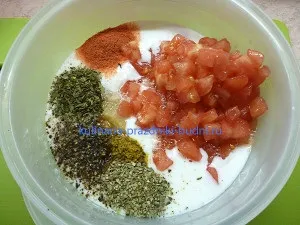 Курячі стегенця в кефірному соусі (курячі) Курячі стегенця в кефірному соусі