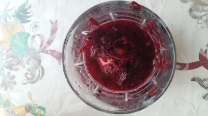 Куркума, муліне, буряк, клей пва, лак для нігтів (муліне) Куркума, муліне, буряк, клей пва, лак для нігтів
