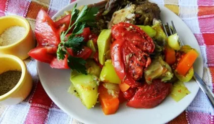 Курка під овочами покроковий рецепт (20 фото) (курка з овочами) Курка під овочами покроковий рецепт (20 фото)