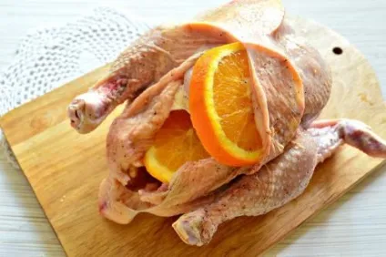 Курка, фарширована апельсинами і часником - рецепт з фото (часником) Курка, фарширована апельсинами і часником - рецепт з фото