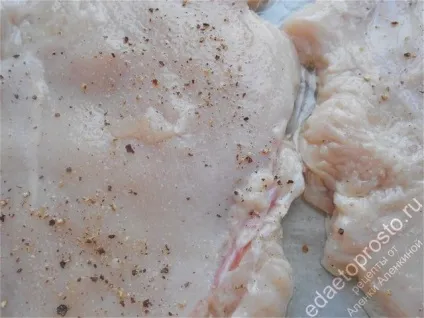 Курка з ананасами