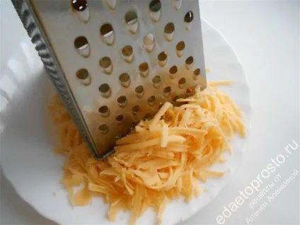 Курка з ананасами