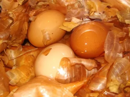 Куркума, муліне, буряк, клей пва, лак для нігтів (клей) Куркума, муліне, буряк, клей пва, лак для нігтів