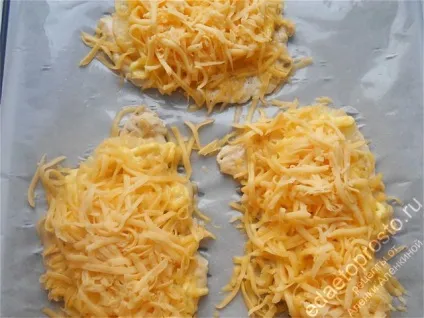 Курка з ананасами