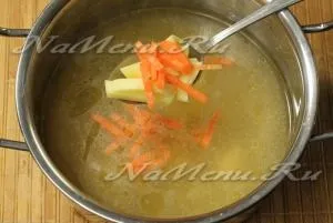 Локшина з куркою і грибами (гриби) Локшина з куркою і грибами