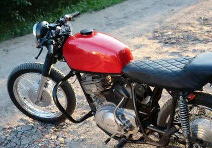Особистий досвід іж планета-5 1990 - історія переробки іж планети в cafe racer (каферейсери) Особистий досвід іж планета-5 1990 - історія переробки іж планети в cafe racer