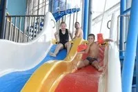 Кращі аквапарки Харкова - Вотервіль, пітерленд (рублів години рублів) Кращі аквапарки Харкова - Вотервіль, пітерленд