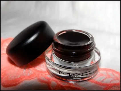 Mac проти mary kay