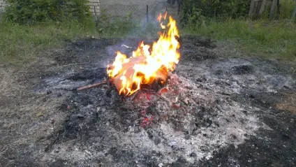 Мангал на ніжках з елементами ковки своїми руками, зроби сам (мангал) Мангал на ніжках з елементами ковки своїми руками, зроби сам
