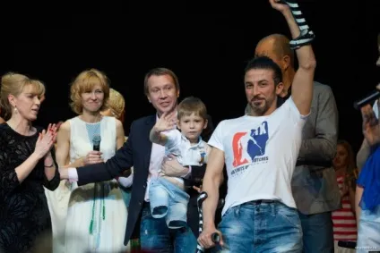 Максимка Абрамов став власником елітної квартири в Харкові