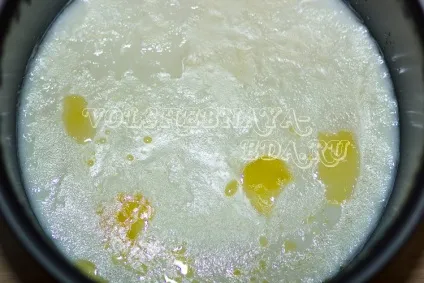 Манна каша в мультиварці, чарівна