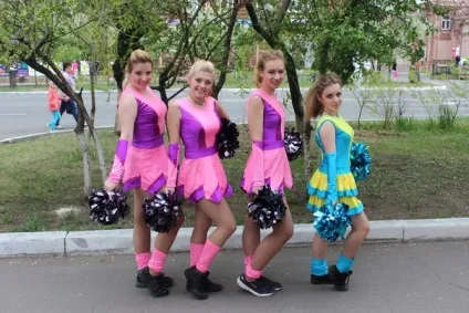 Маленька та молодецькі як живеться мініатюрним дівчатам the gap (мініатюрним) Маленька та молодецькі як живеться мініатюрним дівчатам the gap