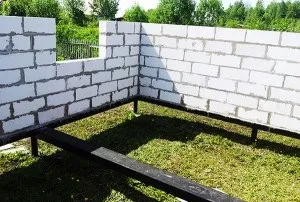 Майстри діляться досвідом газоблоки плюси і мінуси (газоблоки плюси мінуси) Майстри діляться досвідом газоблоки плюси і мінуси