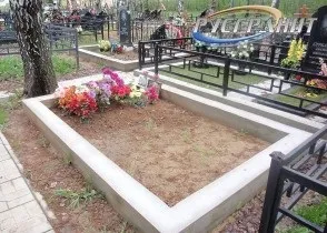 Могила християнина, звичай встановлювати хрест (християнина) Могила християнина, звичай встановлювати хрест