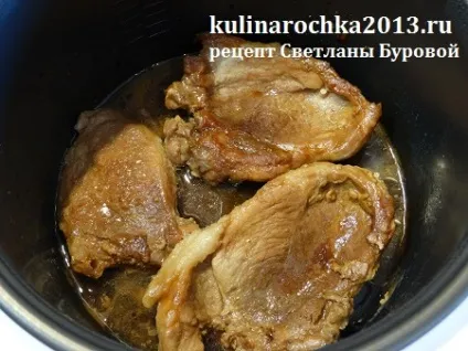 М'ясо смажене в мультиварці